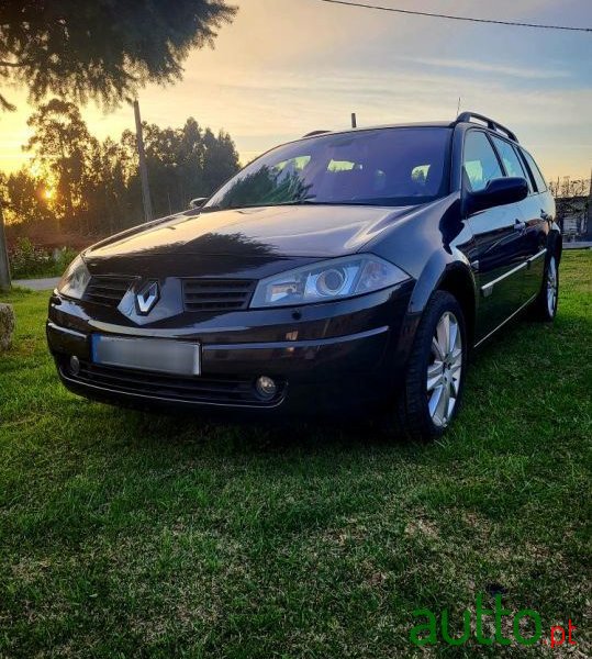 2004' Renault Megane Break photo #2