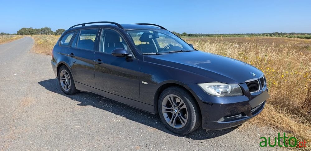 2008' BMW Série 3 D Touring photo #4