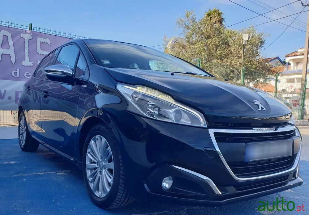2018' Peugeot 208 photo #1