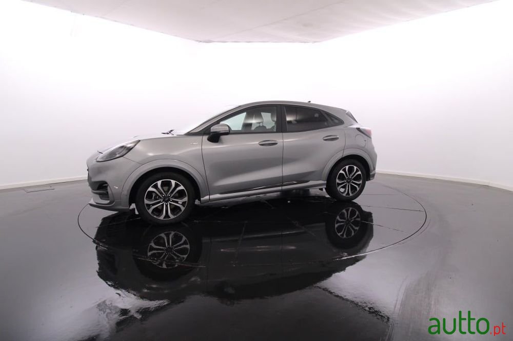 2023' Ford Puma photo #2