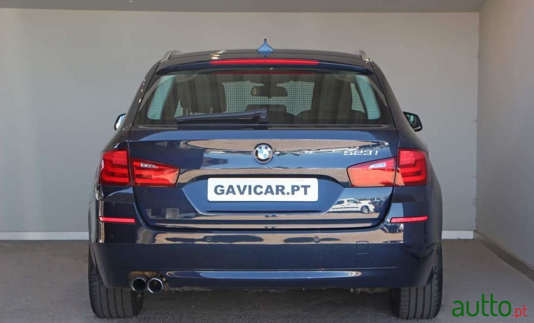 2010' BMW 523 photo #5