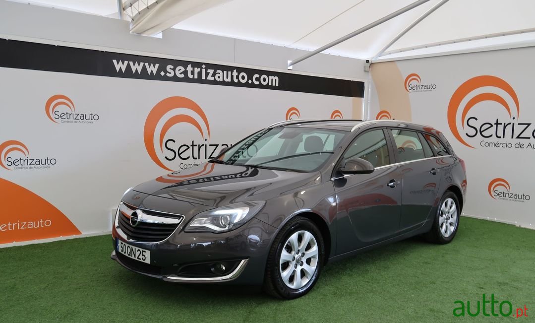 2015' Opel Insignia Sports Tourer photo #1