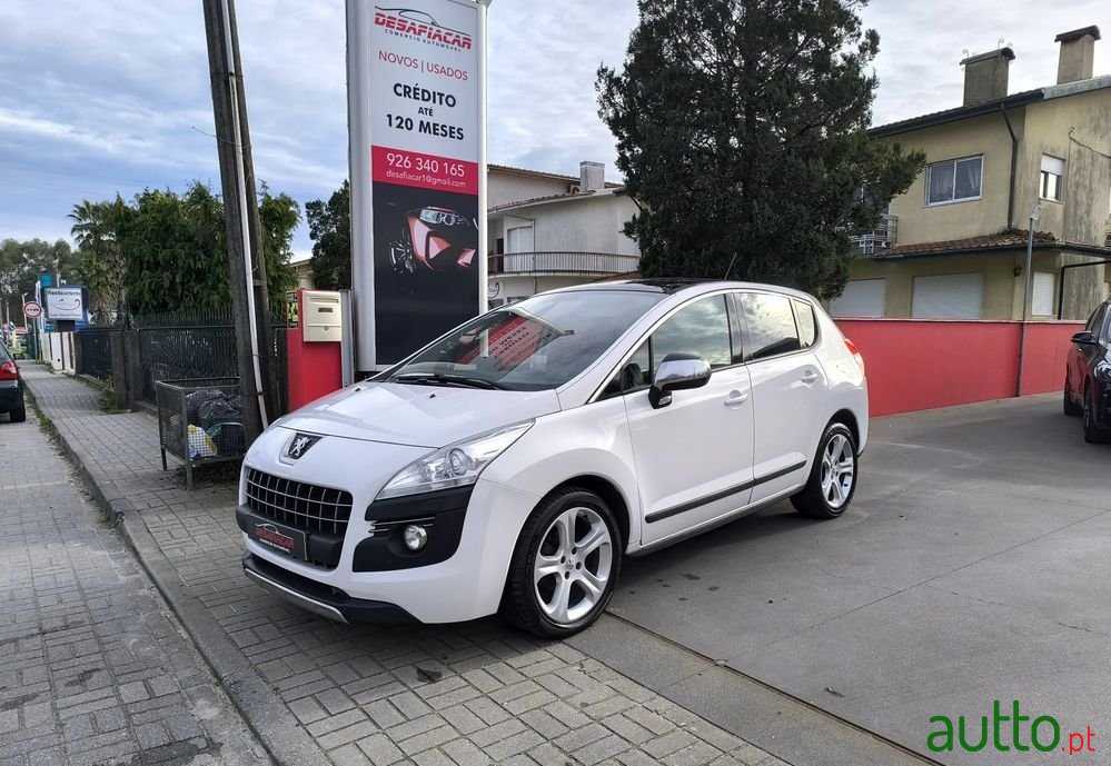 2013' Peugeot 3008 photo #1
