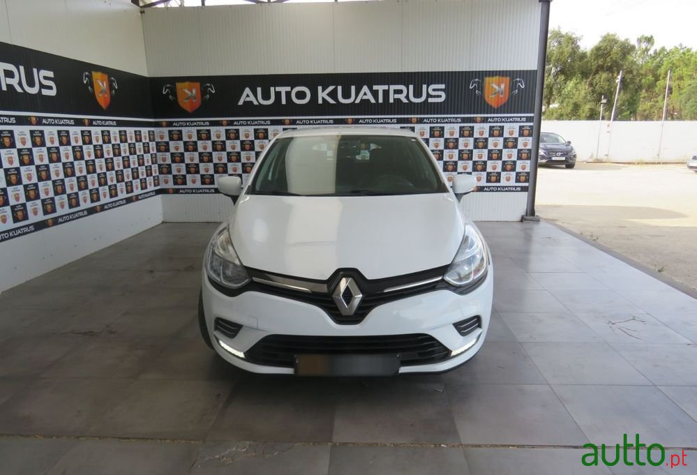 2017' Renault Clio 1.5 Dci Zen photo #3