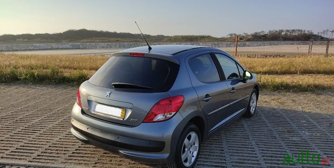 2011' Peugeot 207 photo #5
