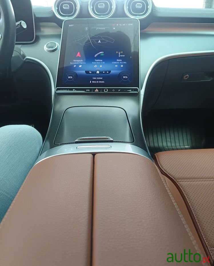2022' Mercedes-Benz Classe C photo #6