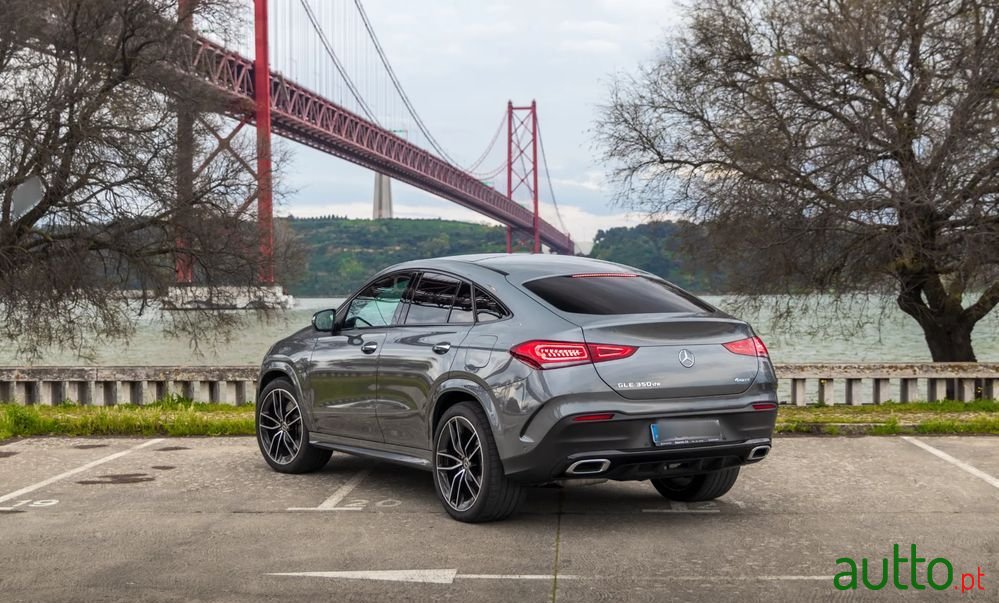 2022' Mercedes-Benz Classe Gle photo #5