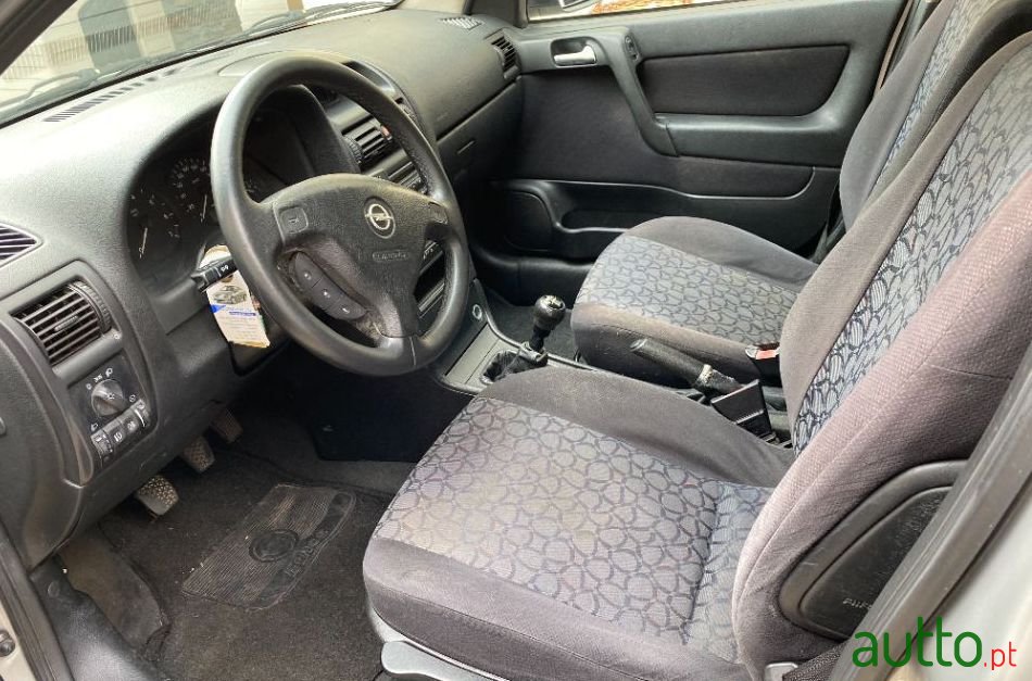 1999' Opel Astra Caravan photo #6