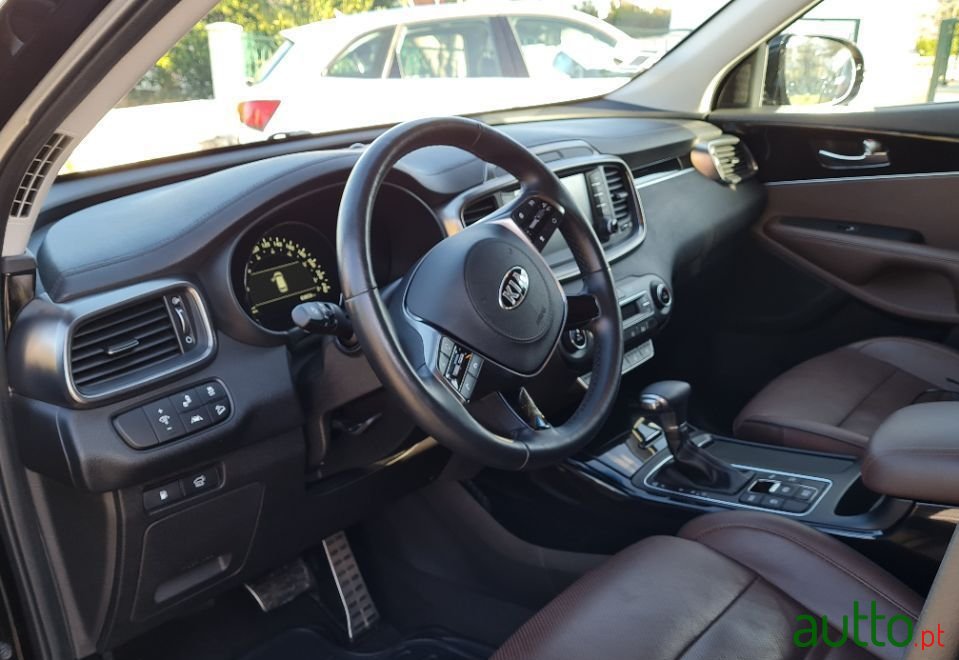 2019' Kia Sorento photo #3
