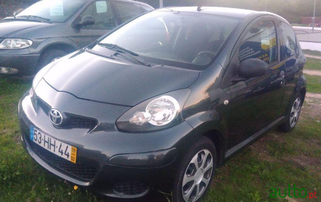 2009' Toyota Aygo 1.0 + A/C photo #1