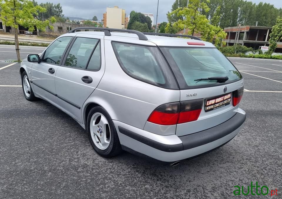 1999' Saab 9-5 Sportwagon photo #4