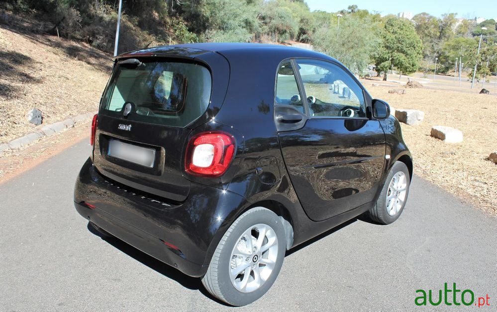 2016' Smart Fortwo photo #3