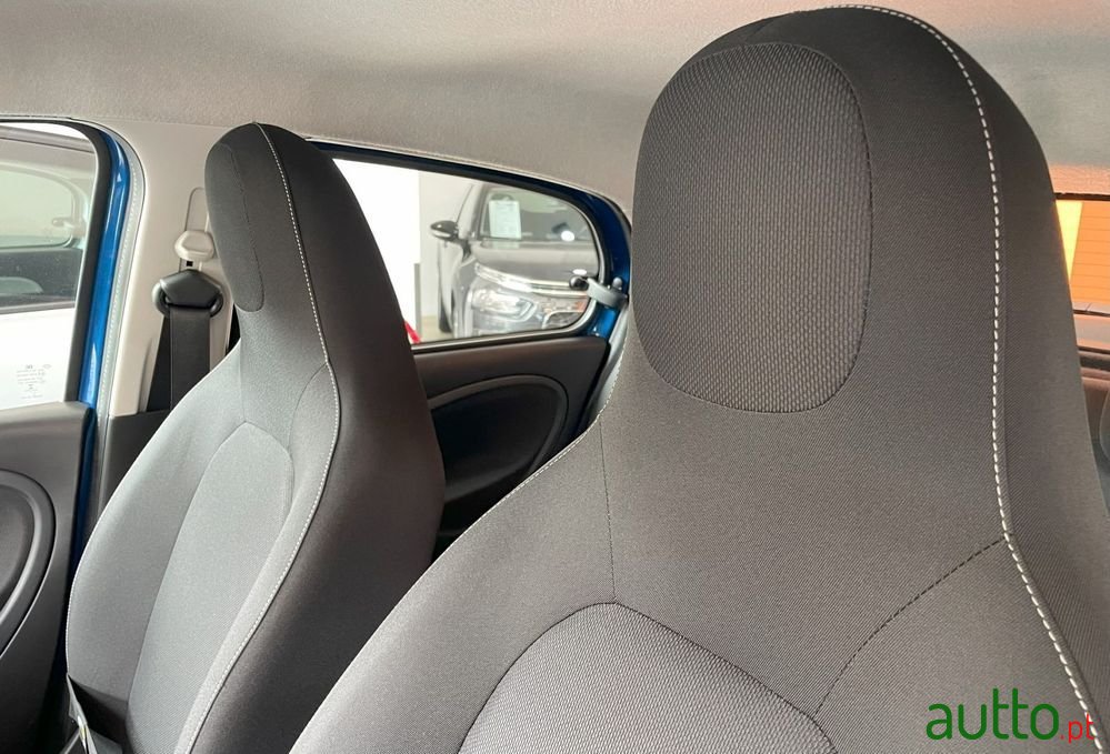 2017' Smart Forfour photo #6