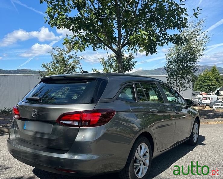 2022' Opel Astra Sports Tourer photo #2