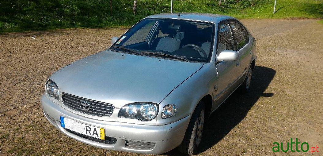 2001' Toyota Corolla 1.4 Vvti photo #3