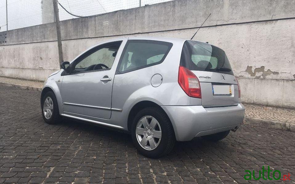 2005' Citroen C2 1,1 Sx Pack photo #2