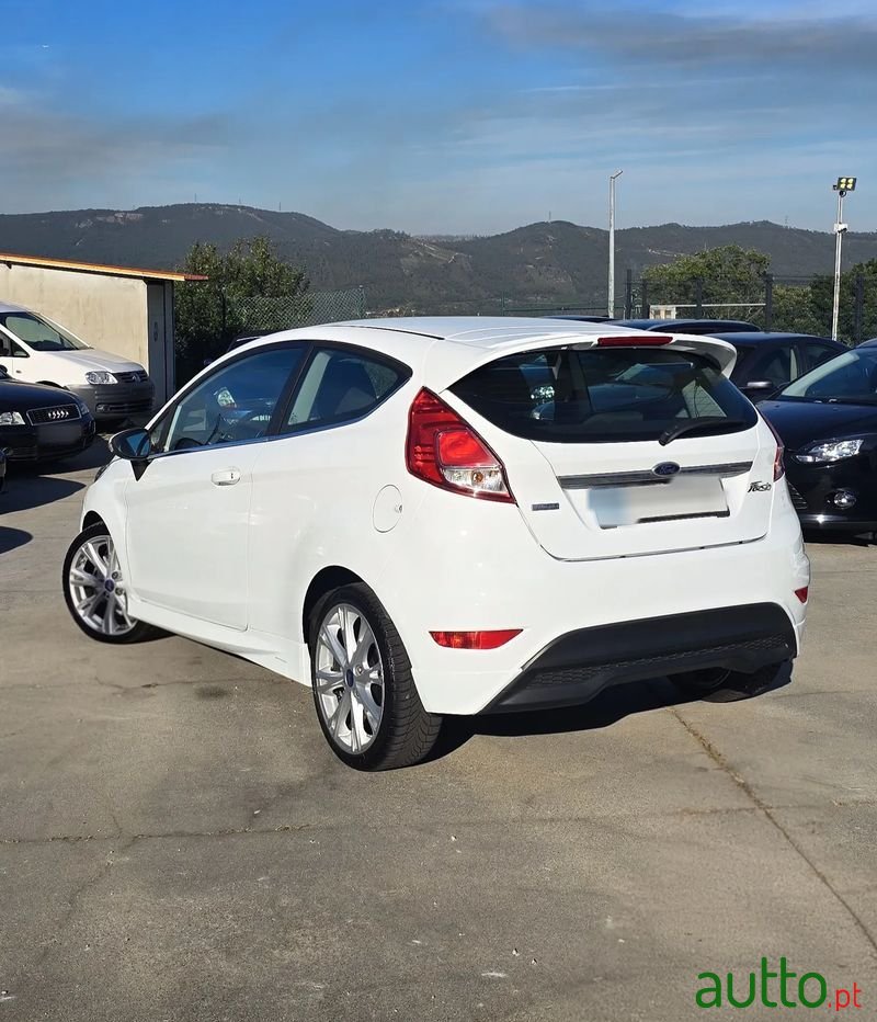 2013' Ford Fiesta 1.0 T Ecoboost Sport photo #2
