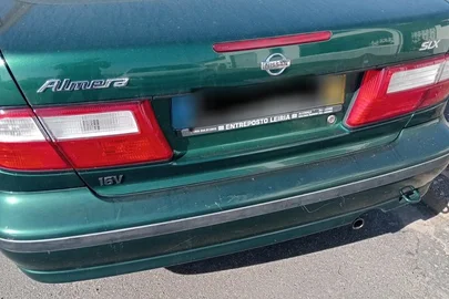 2000' Nissan Almera