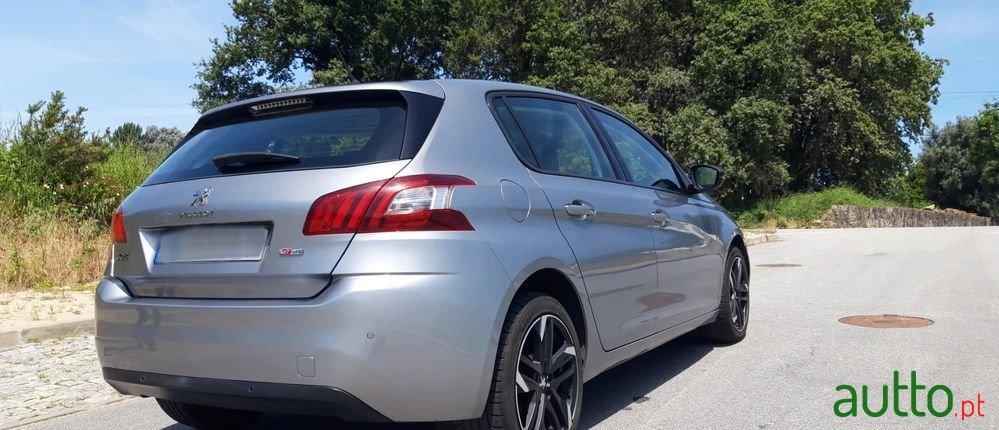 2014' Peugeot 308 photo #2