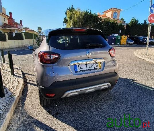 2017' Renault Captur photo #3