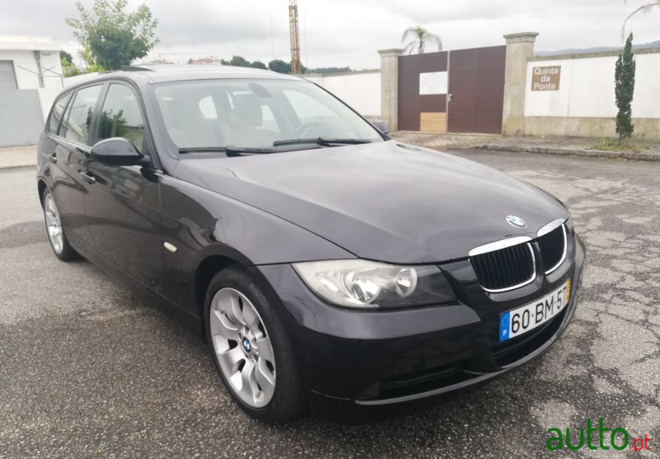 2006' BMW 320 Touring photo #2