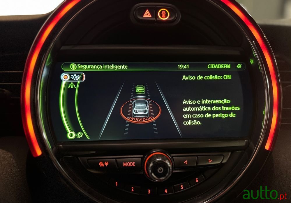 2018' MINI Cooper photo #5