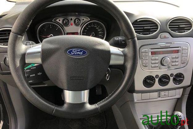 2008' Ford Focus photo #4