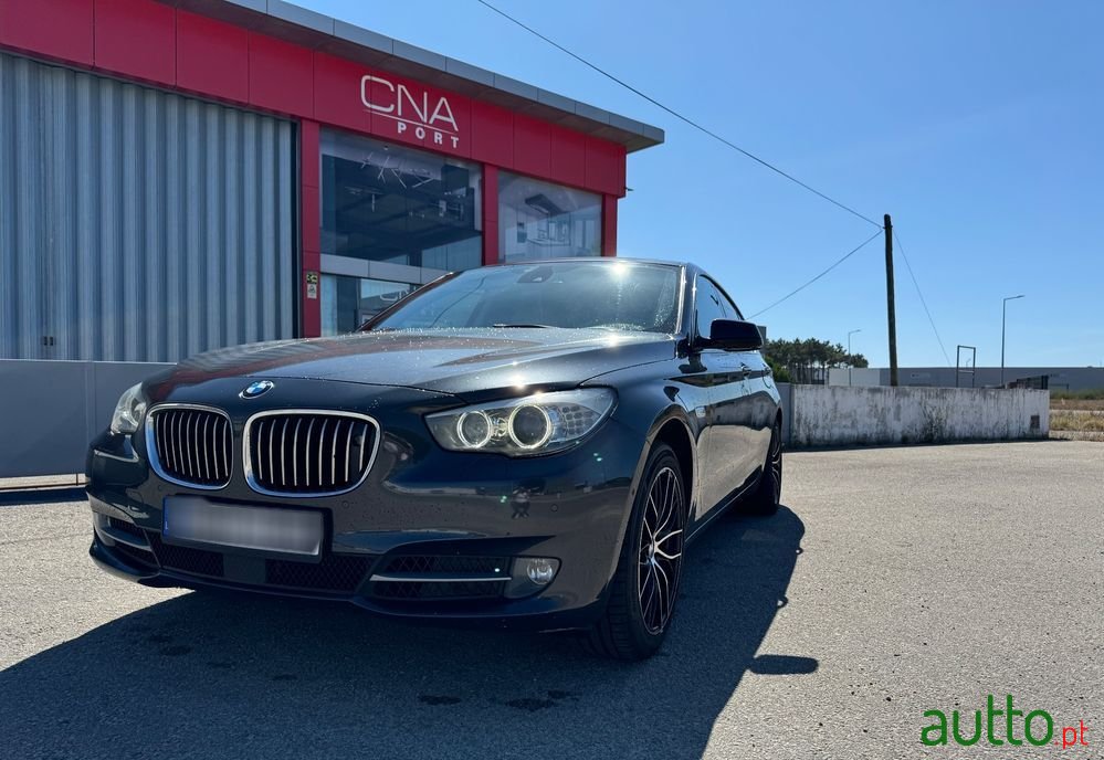 2010' BMW Série 5 photo #4