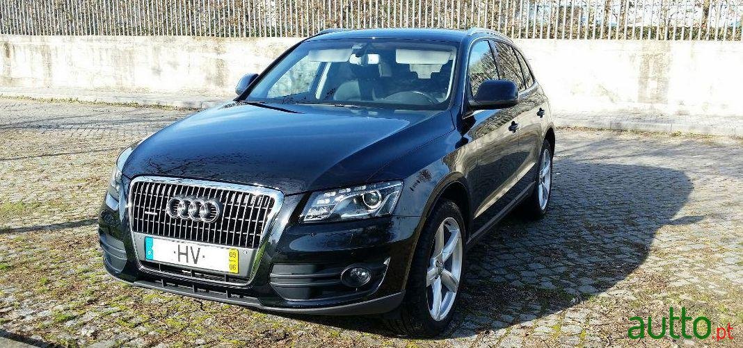 2009' Audi Q5 2.0 Tdi S-Tronic photo #3