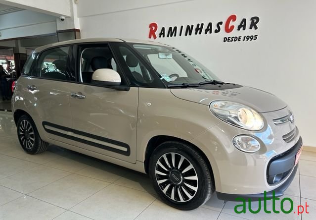 2016' Fiat 500L photo #1