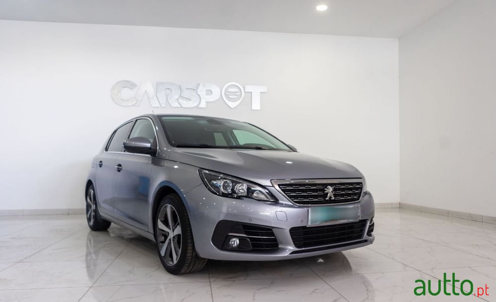 2020' Peugeot 308 photo #1