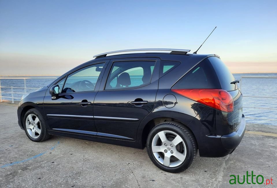 2012' Peugeot 207 Sw photo #5