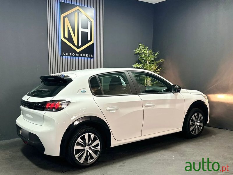 2022' Peugeot e-208 50 Kwh Active photo #5