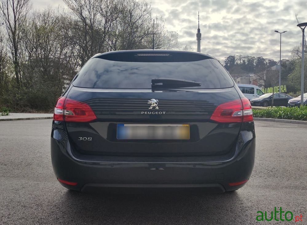 2019' Peugeot 308 Sw photo #6