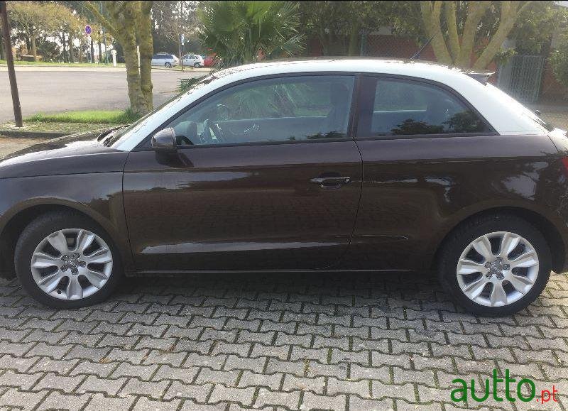 2012' Audi A1 1.6 Tdi 99G photo #2