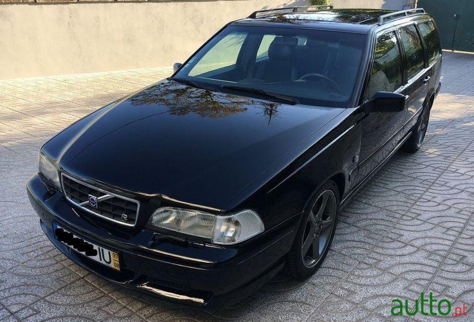 1997' Volvo V70 R Fwd photo #2