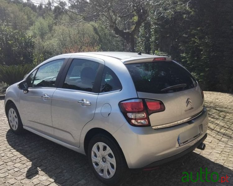 2013' Citroen C3 1.0 Vti Attraction photo #6