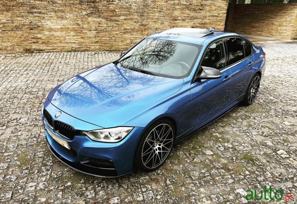 2013' BMW 328 photo #2