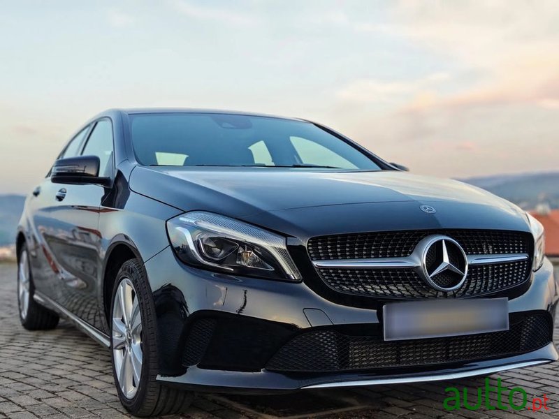 2018' Mercedes-Benz Classe A photo #2