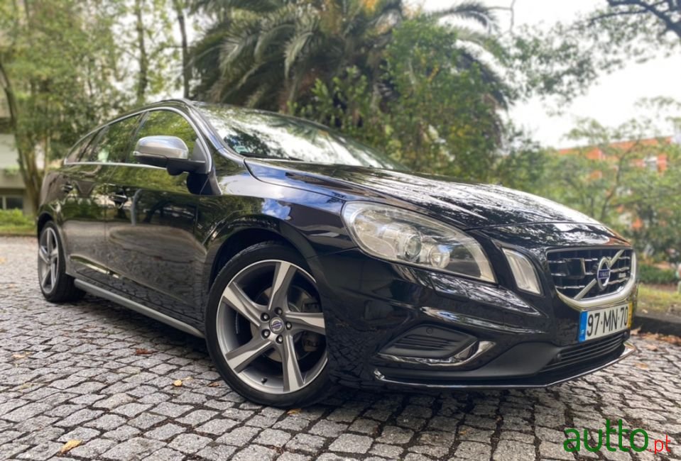 2011' Volvo V60 photo #1