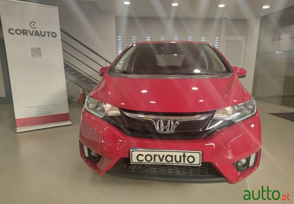 2015' Honda Jazz photo #3
