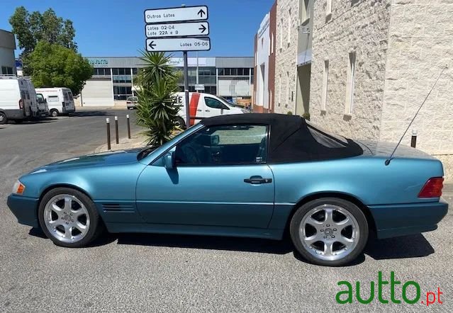 1993' Mercedes-Benz SL 300 photo #2