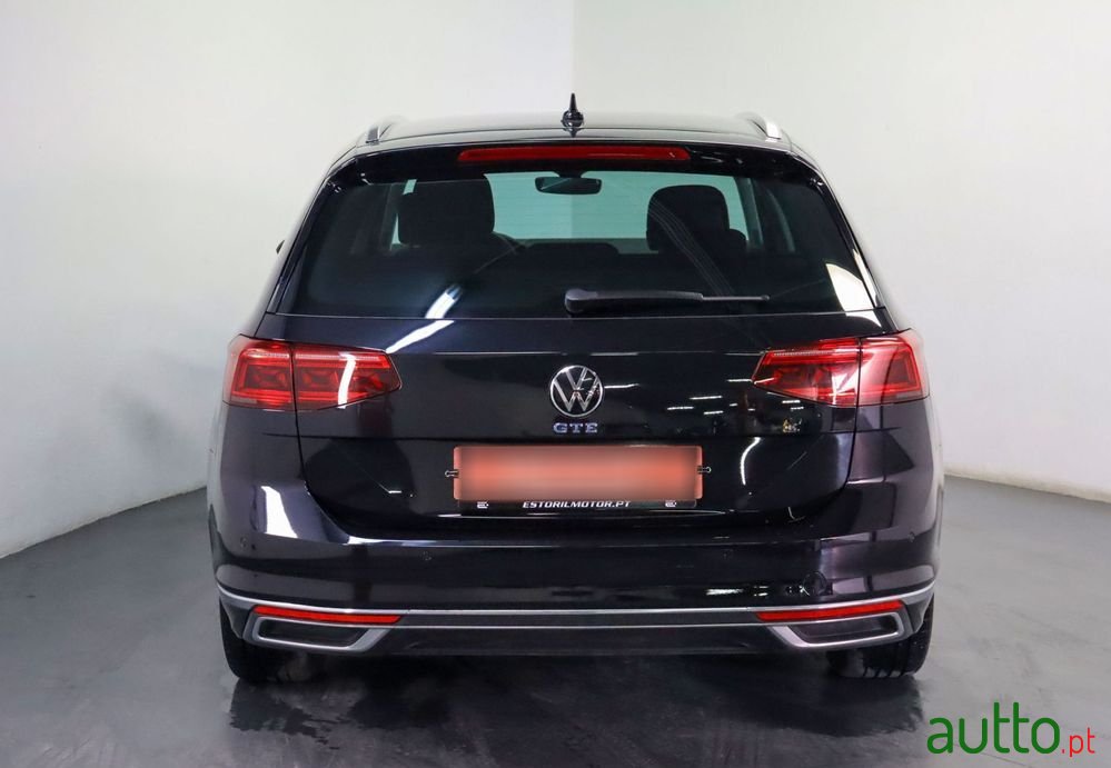 2023' Volkswagen Passat photo #4
