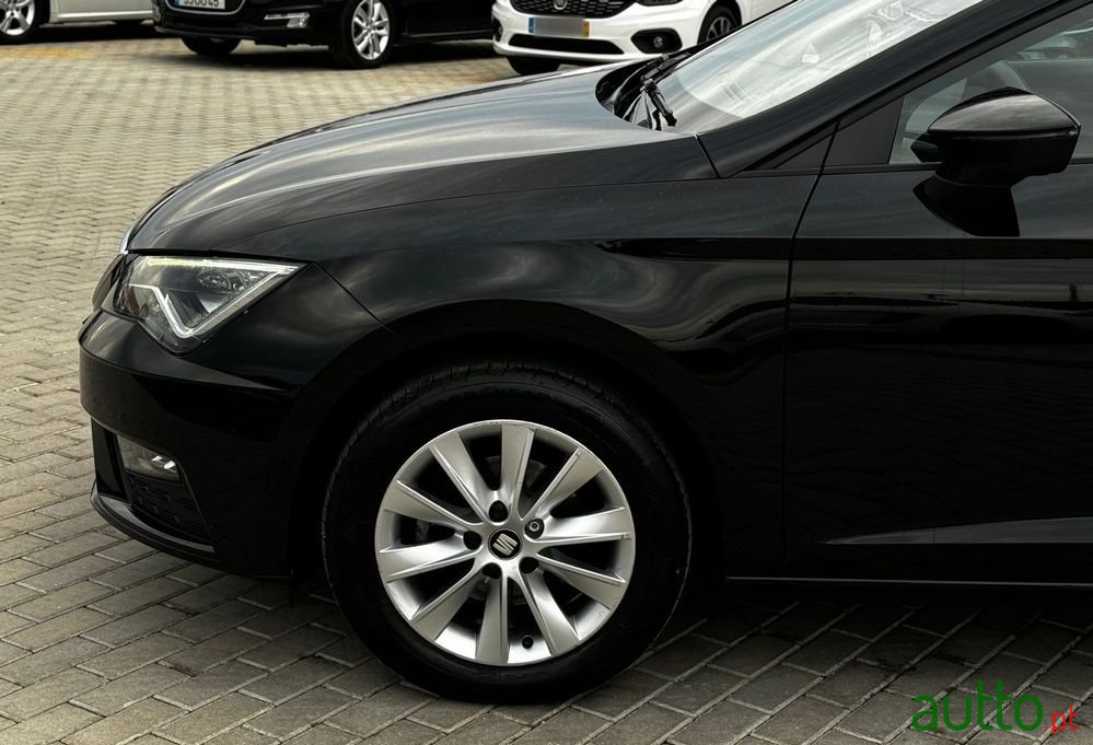 2020' SEAT Leon photo #5