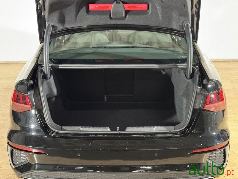 2021' Audi A3 35 Tfsi S Line S Tronic photo #5