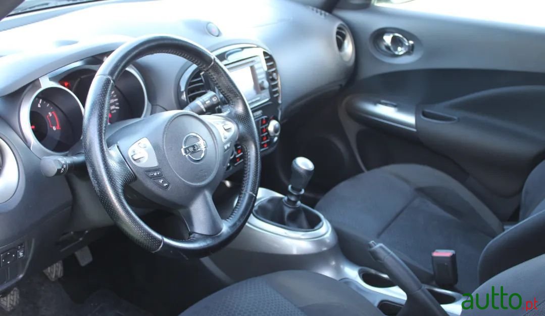 2010' Nissan Juke photo #4