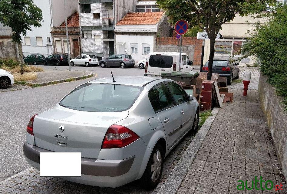 2005' Renault Megane photo #1