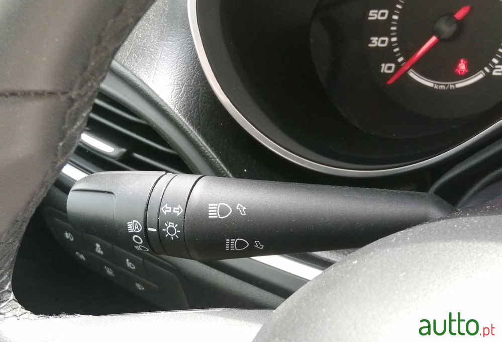 2019' Fiat Tipo Station Wagon photo #5