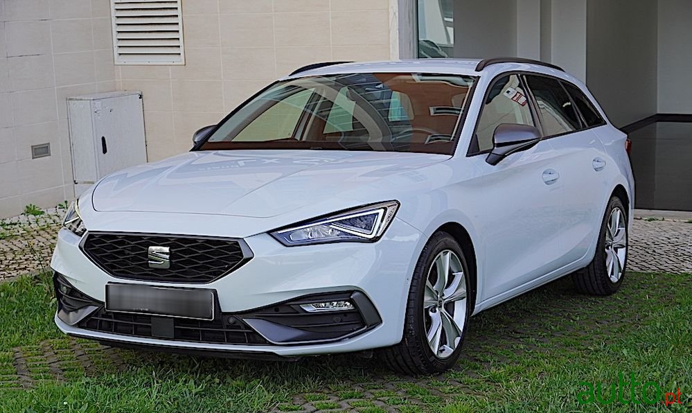 2021' SEAT Leon St 2.0 Tdi Fr Dsg photo #3