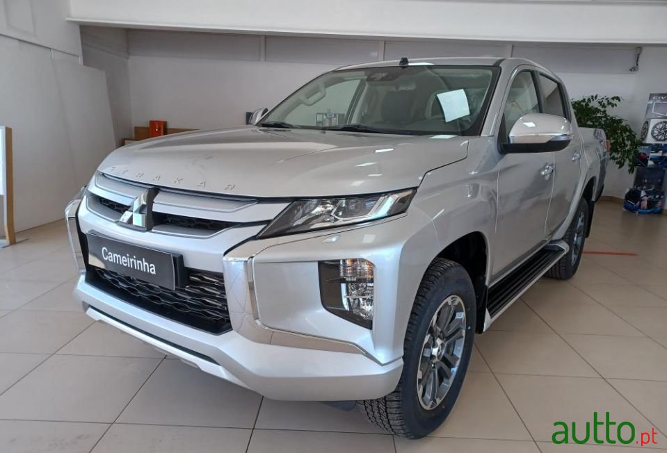 2021' Mitsubishi L200 photo #2